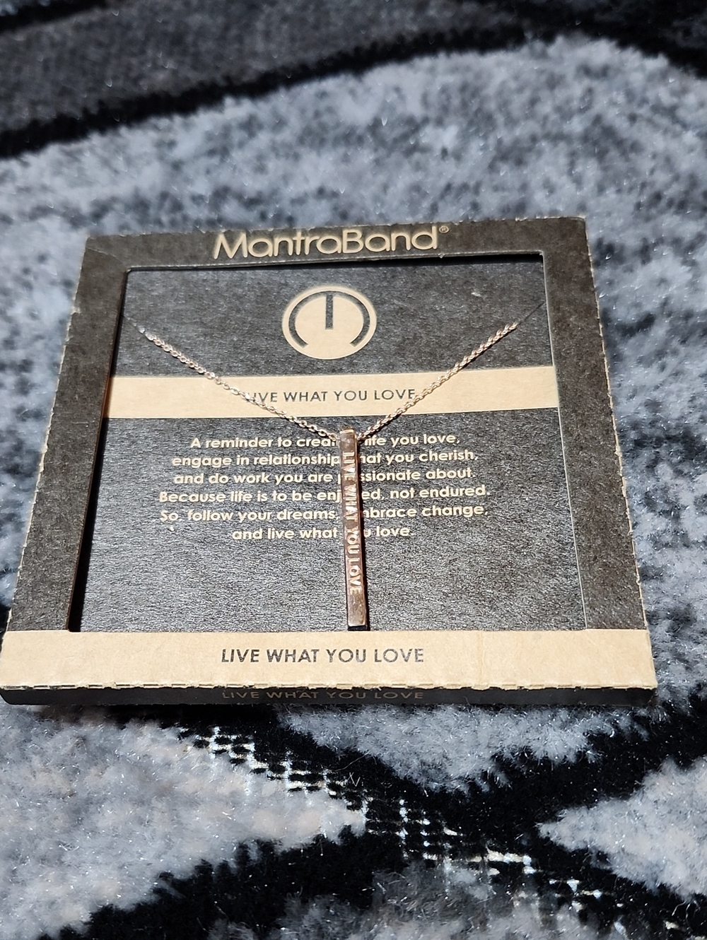 MANTRABAND VERTICAL ROSE-GOLD "LIVE WHAT YOU LOVE" BAR PENDANT NECKLACE